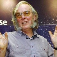 Royal Society announces Colin Pillinger memorial award